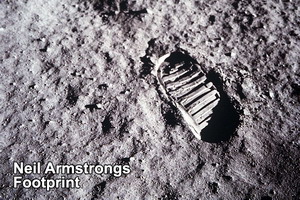 Apollo11%20footprint.jpg