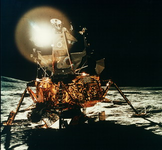 Apollo14%20reflet2.jpg