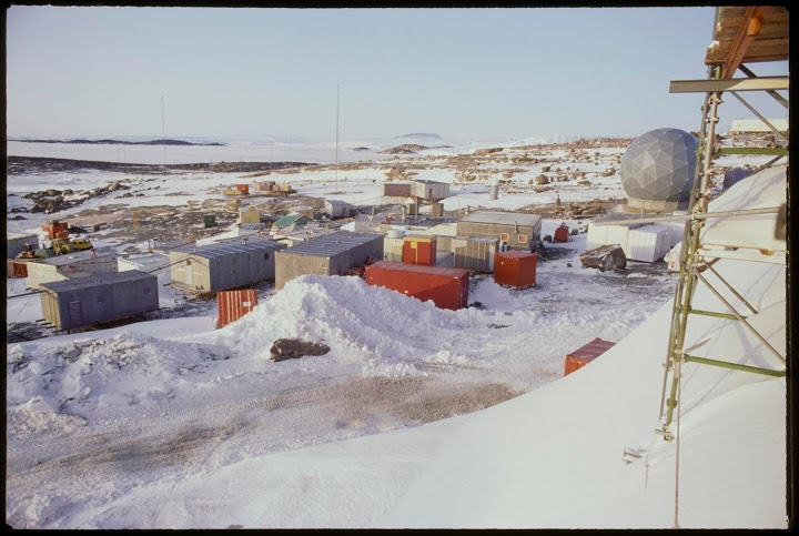 Australie%20Mawson.station.img.jpg
