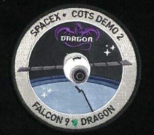 ISS-31%20dragon.jpg