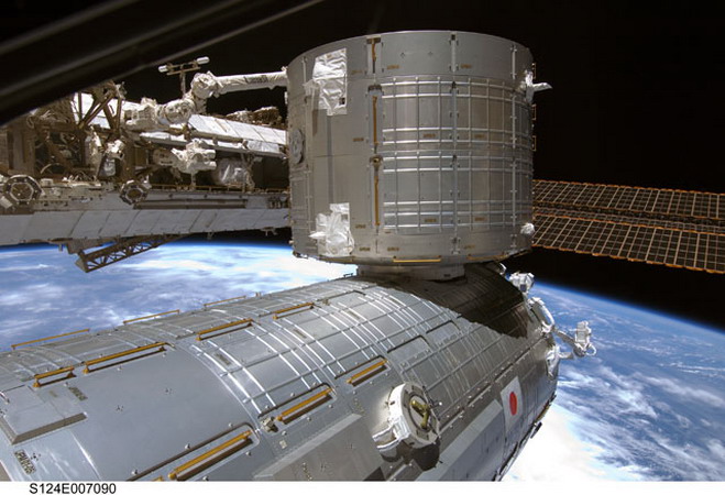 ISS17%20kibo%202.jpg