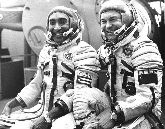 Interc%20tamayo-mendez-yuri-romanenko.jpg