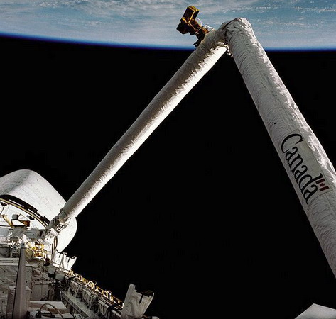 STS-2_Canadarm_debut.jpg