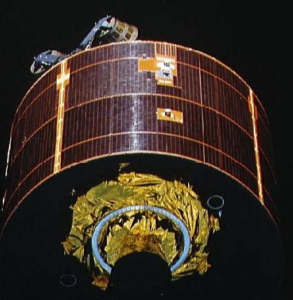STS-51D%20syncom.jpg