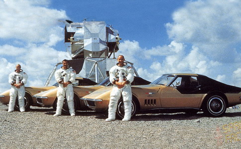 apollo12_cars.jpg