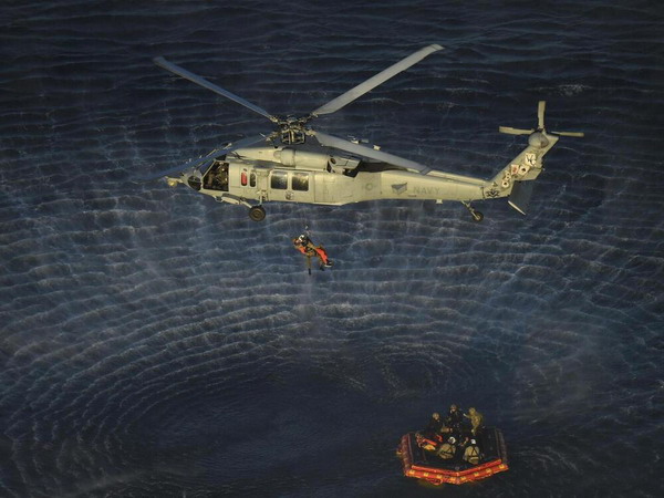 art2%20helicopt.jpg