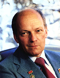 N. ROUKAVICHNIKOV
