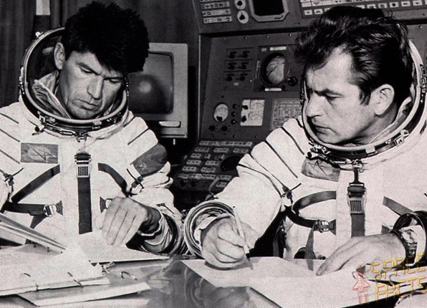soyuz-25.jpg