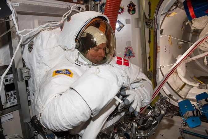 exp70%20eva%20mogensen.jpg
