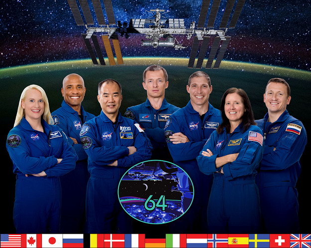 iss-64%20officiel.jpg