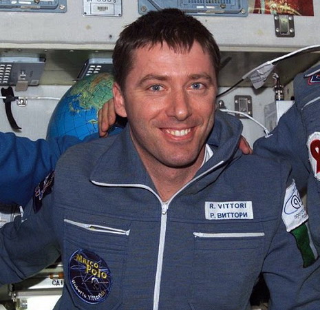 marco%20polo%20Soyuz%20TM-34%20crew.jpg