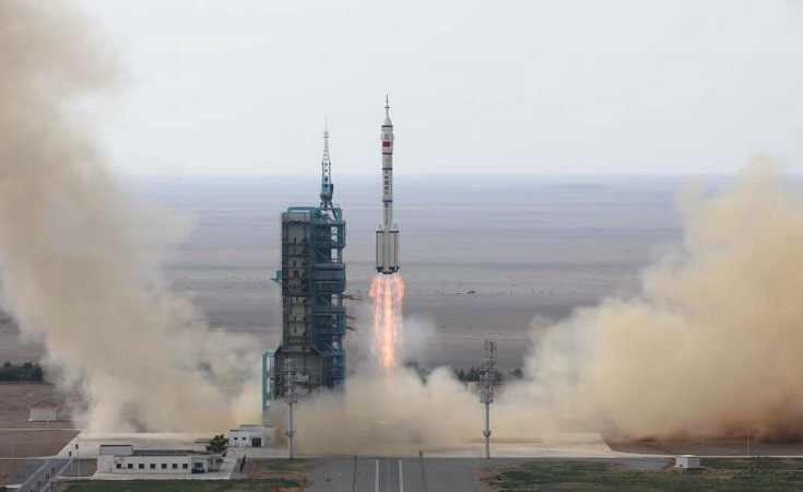 shenzhou16%20lancement.jpg