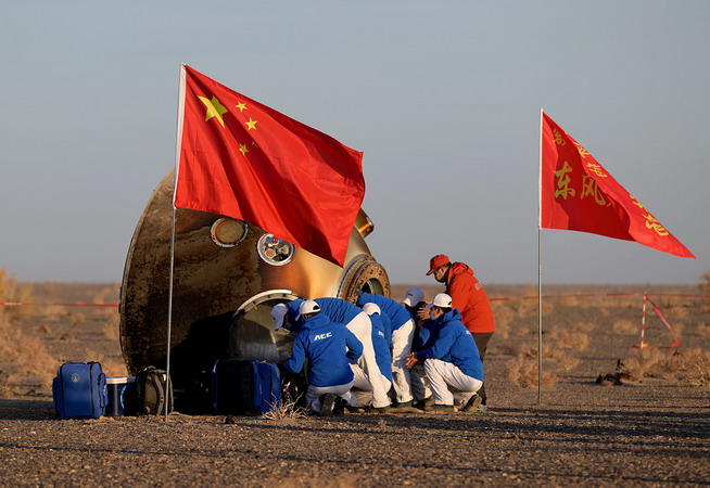 shenzhou16_recovery_1.jpg
