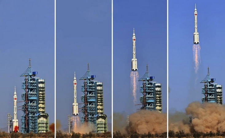 shenzhou17%20launch2.jpg