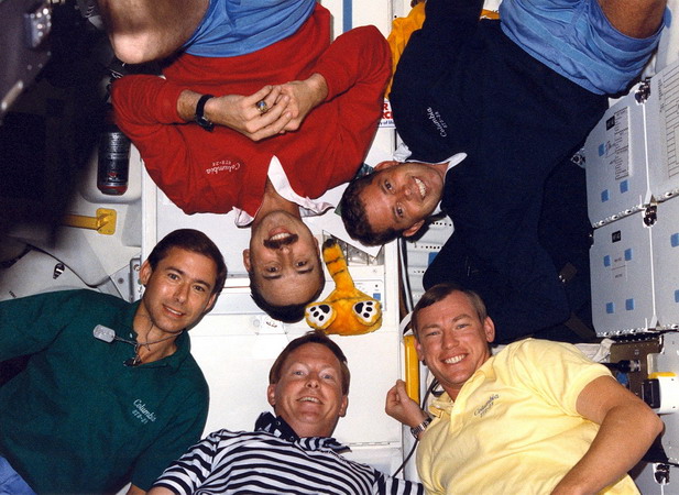 sts-28%20crew%20orbit.jpg