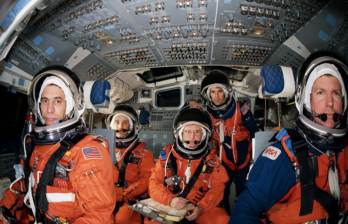 sts-29_1.jpg