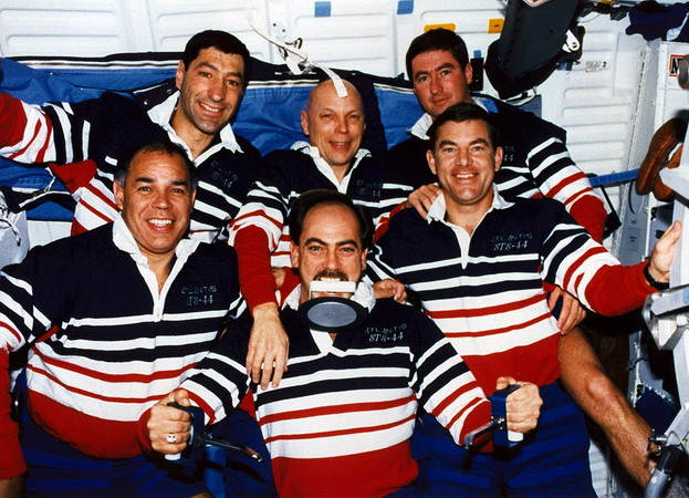 sts-44%20orbit.jpg