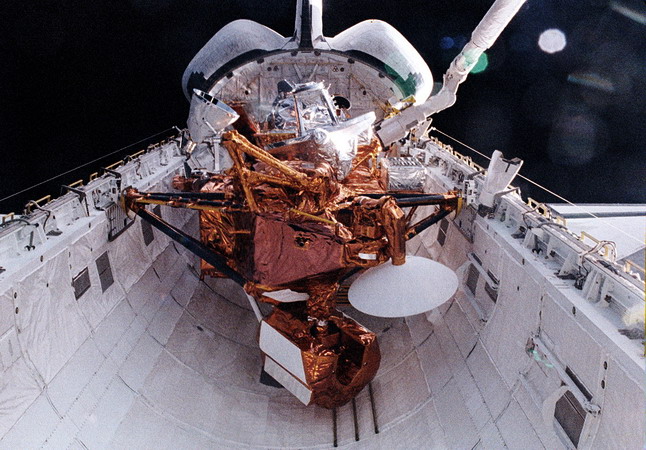 sts-48_orbit.jpg