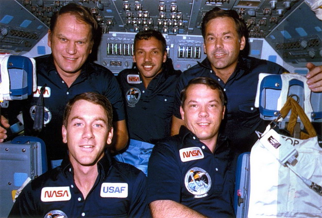 sts-51j%20orbit.jpg
