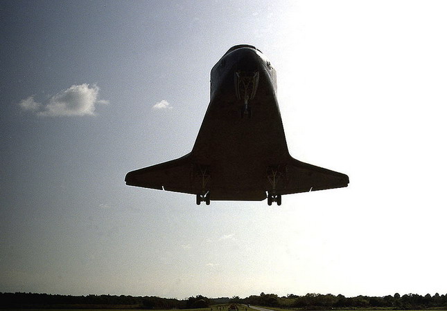 sts-52%20landing.jpg